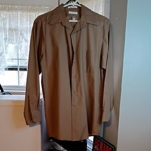 3/$25 Van Heusen Light Brown Button Front Shirt